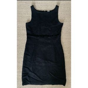 Women’s Black GAP Sleeveless Wool Blend Dress Size 2
